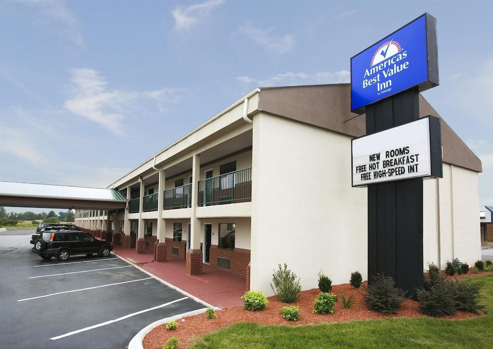 Redwood Inn - Lawrenceburg Exterior foto