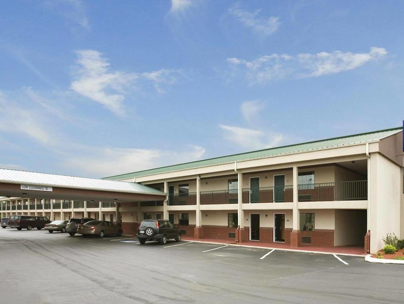 Redwood Inn - Lawrenceburg Exterior foto
